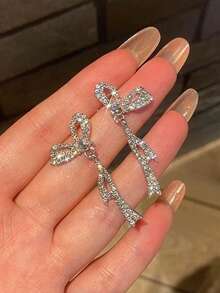 1 Pair Fashionable Ribbon Bow Stud Earrings, Unique High-End Sparkling Earrings For Women - Silver - View 2
