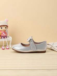 Lovely Bow Decor Shoes For Girl, Suitable For Autumn/Winter - Silver - View 5