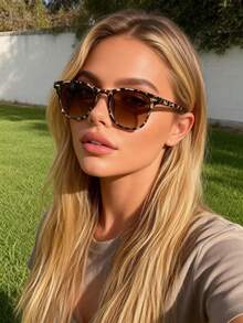 1副女士几何全框个性化精致百搭时尚眼镜，适合节日礼物、购物、俱乐部活动、家庭出游、约会之夜等场合，时尚配饰，适合所有脸型 - 彩色 - 查看 10