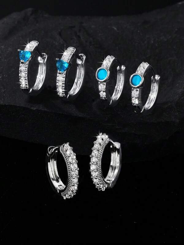 男士水钻耳环一对，时尚款式，铜锆石镶嵌蓝色心形，个性嘻哈耳环，百搭风格，适合日常佩戴和派对场合