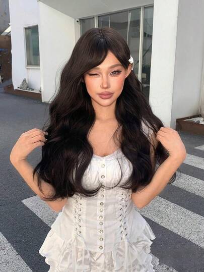 1. Tóc giả xoăn đen tổng hợp chịu nhiệt, làm từ sợi tổng hợp, thích hợp sử dụng hàng ngày, có vẻ ngoài tự nhiên và chân thực (Không bao gồm phụ kiện).