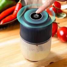 1 Piece Mini Food Processor For Chopping Garlic. Easy To Operate, It Can Effortlessly Chop Garlic Into A Smooth Paste. It Has Powerful Functions, Is Convenient To Use And Easy To Clean, And Is Suitable For Modern Kitchens. - Black - View 2