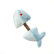 一款由猫木制成的毛绒猫玩偶，卡通造型，采用猫咪喜爱的猫咪材质，经久耐用，可咀嚼清洁牙齿，保持口腔卫生，是让猫咪娱乐的好方法，也是猫咪的好伙伴。 - 彩色 - 查看 12