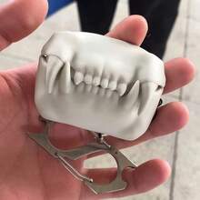 新奇单只装硅胶耳机保护套，虎牙造型，兼容 2/Pro/Pro 2、3、4 - 幽默新颖的设计，防滑防震 - 白色 - 查看 5