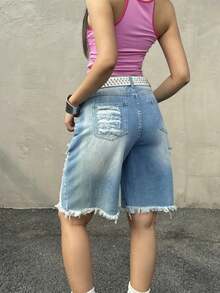 Quần short denim nữ dáng suông, ôm sát, có chi tiết rách gấu và túi. - Màu xanh lam - Xem 2