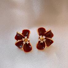 1 Pair Burgundy Glazed Petal Stud Earrings For Women, Unique & Stylish, High-End Fashion Earrings - Red - View 6