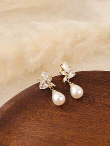 14K镀金CZ珍珠新娘耳环，低过敏镀金耳环，优雅新娘珍珠首饰，女士款 - 鋯石珍珠吊墜耳環 - 查看 8