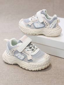 1 pereche 2026 Pantofi de mers casual pentru copii mici, la modă nouă, fabricați din piele PU și material textil, moi, confortabili, ușori, potriviți pentru joacă în interior/exterior, sărbători, închidere convenabilă cu cârlig și buclă - Bej - Vizualizare 1