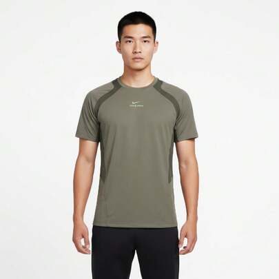 Nike Camiseta de manga corta AS M NP DFADV NPT SS TOP, de punto sin cuello TIF2215-320 para hombres