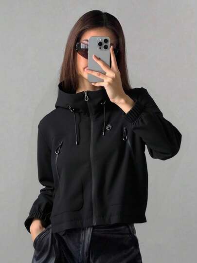 女士短款外套，春季轻便连帽多口袋拉链休闲户外外套