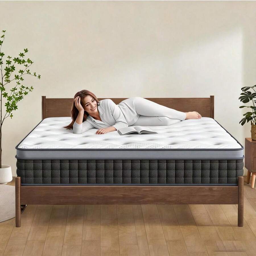 Box Springs - Black and White - View 1