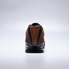 Women's W NIKE SHOX Z Casual Sports Shoes, Low-Top HQ7540-201 - Brown - View 4