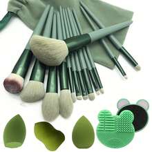 13/17件套化妆刷套装，包含基础眼影刷、3个化妆海绵、1个化妆刷清洁盒、散粉和腮红等，适合初学者。套装包含：化妆刷套装、化妆刷套装、全套化妆工具、化妆刷套装、全套化妆工具、化妆刷套装、化妆刷礼盒套装。 - 綠色 - 查看 11