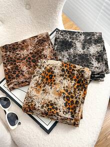 1条新款豹纹印花围巾，防晒围巾，沙滩围巾，女士沙滩度假披肩，防风拍照围巾，为您的造型增添亮点，也是一份节日礼物。 - 圍巾 - 查看 11