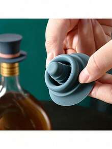 1pc Silicone Wine Bottle Stopper - Red Wine Bottle Dust-Proof Reusable Sealing Bottle Cap, Suitable For Home And Bar Use, Party & Holiday - Multicolor - View 6