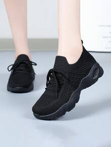 2026 New Women's Breathable Mesh Running Shoes - Lightweight Casual Sports Shoes. With Stable Support, Soft Rubber Sole And Solid Color Design, They Are Suitable For Walking, Jogging And Daily Wear. They Are Fashionable And Comfortable Shoes. - Black - View 4