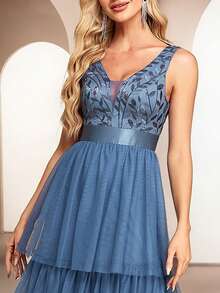 优雅V领无袖刺绣多层荷叶边薄纱长款派对礼服，多层蛋糕式伴娘礼服，舞会礼服，生日礼服，婚礼宾客礼服，毕业礼服，晚礼服 - 霧霾藍 - 查看 6