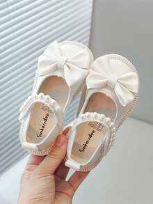 1双新款女童蝴蝶结印花亮面珍珠皮鞋，公主风软底时尚平底鞋，适合幼儿，春秋季 - 白色 - 查看 4