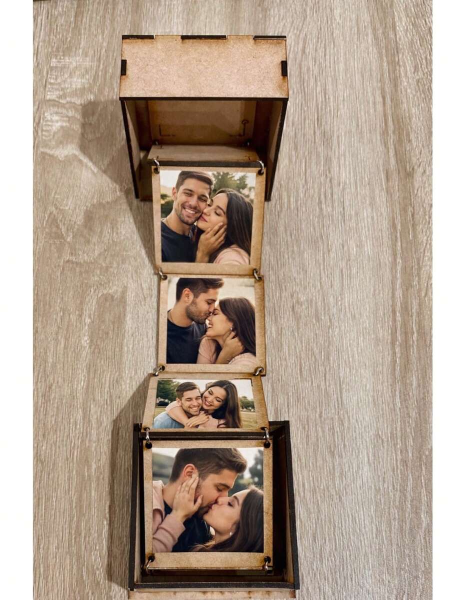 Cajita de Fotos de Recuerdo–Amor que se Despliega (Incluye 1 pieza). Celebra este 14 de febrero con un detalle que guarda los momentos más especiales, está cajita de fotos tipo resorte en MDF es un regalo único y lleno de sentimiento. Al abrirla, las fotos se despliegan una a una, recordando cada sonrisa, abrazo y momento compartido como una hermosa historia de amor. - 1PC - Ver 1