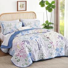Soft Blue Floral Coverlet Bedspread Patchwork Set Queen King Size With 2 Pillowcases For Bedroom, Floral Leaf Bedspread Quilted Bedding Set,Festival Bedroom Decor,Machine Washed,Polyester,Soft & Stylish Bedding Collection,Back-To-School Season,Valentine's Day Gift,St. Patrick's Day - 藍色花卉-1441 - 查看 1