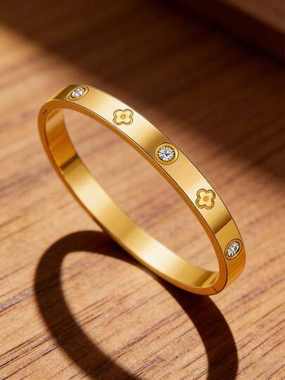 1pc Fashionable Titanium Steel Four-Leaf Zirconia Bracelet, Suitable For Women, Couples, Everyday Wear