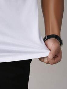 Sudadera con capucha de manga corta premium, parte superior ajustada elástica que realza los hombros para hombres - Blanco - Ver 7