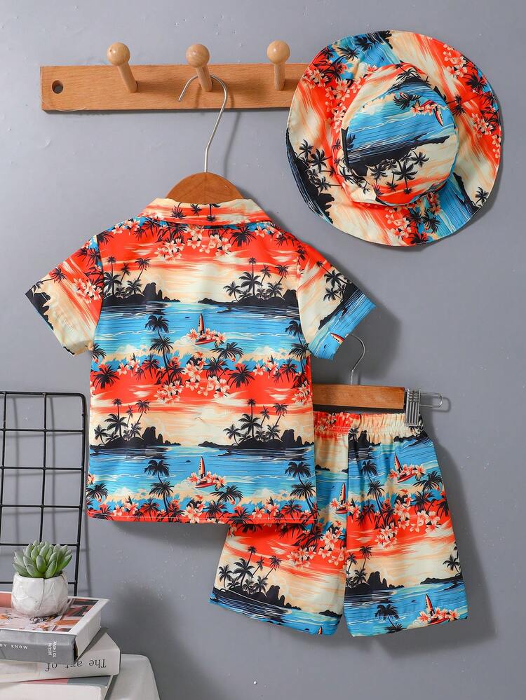 Conjunto de camisa de manga corta para niños, nueva llegada de verano, conjunto deportivo casual con estampado de árbol de coco en la parte superior y pantalones a juego, con sombrero de sol, tres piezas, perfecto para vacaciones - Multicolor - Ver 2