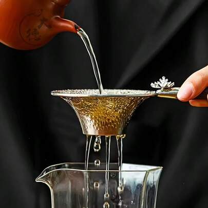 Stainless Steel Mesh Tea Infuser With Wooden Handle - Perfect For Steeping Tea Leaves - Kitchen Accessory