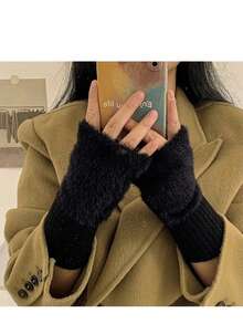 1-2 Pairs Luxury Warm & Versatile Style Solid Color Women's Fingerless Gloves Soft Glutinous Mink Fleece & Woolen Plush Knitted Fabric Touchscreen Compatible Half-Finger Wrist Protection Design Thickened Cold Resistance & Heat Retention/Skin-Friendly Breathable/Flexible Operation No Restriction Office & Study/Daily Outings Summer - Fingerless Gloves - View 11