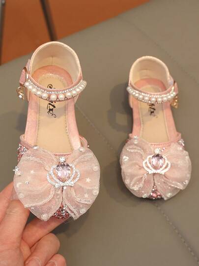 1 Pair Vintage Girls Hollow Butterfly Rhinestone Sandals, Summer New Non-Slip Rubber Sole Open Toe Breathable Fashion, Party & Holiday Breathable Slip-On Beach Sandals