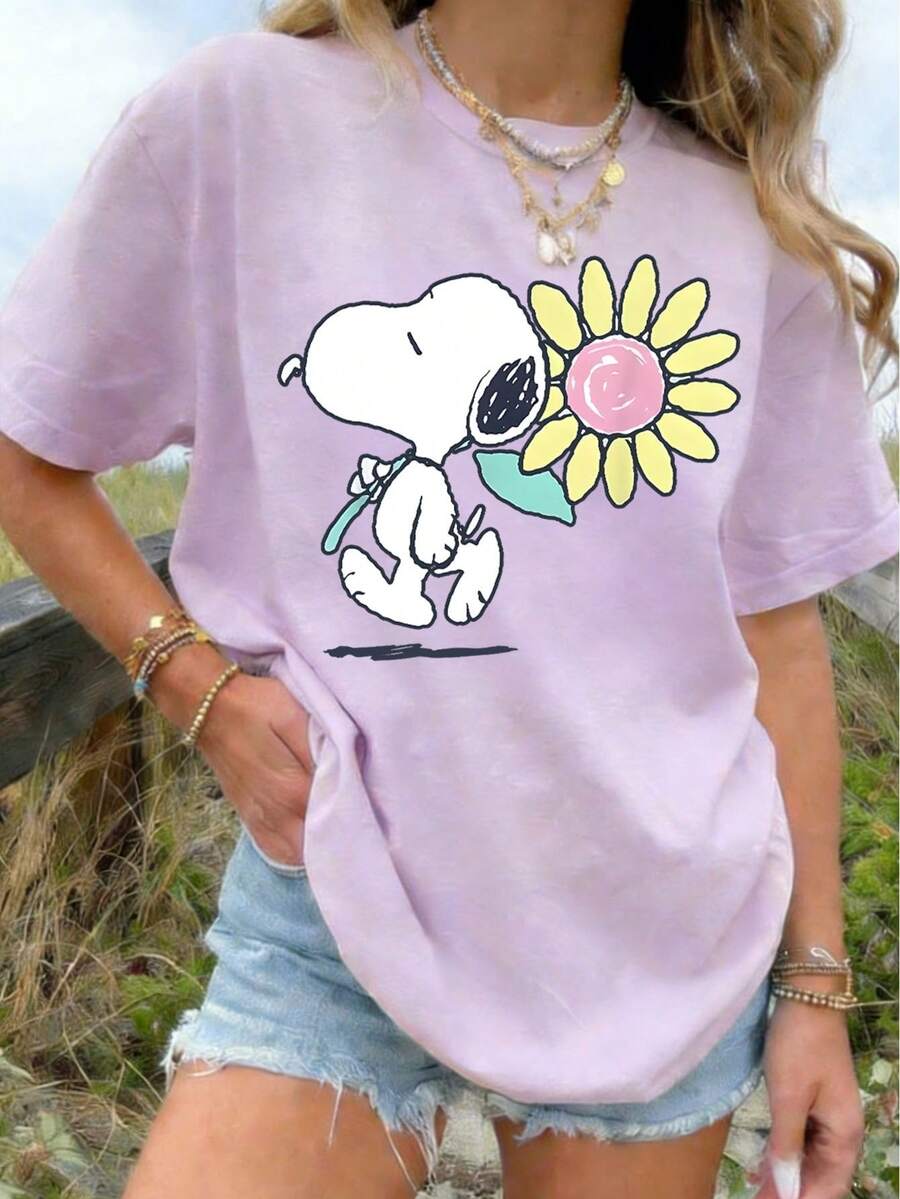 SNOOPY Cute Holding Big Flower Retro Cartoon Short Sleeved T Shirt Creating Summer Denim Shorts Lazy Casual Style Outfit - 淡紫色 - 查看 1