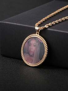 Customized Personalized Round Patterned Colored Photo Necklace Mother's Day Gift Valentine's Day Gift Birthday Anniversary Gift To Send Friends For Anniversaries, For Valentine's Day, For Mother's Day, For Birthdays, For Graduation, For Daily Wear, For Weddings, For Prom, For Father's Day, For Party - Multicolor - View 5