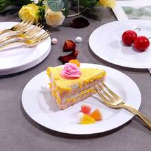 两件套白色圆形餐盘，包括一个7.5英寸的甜点盘和一个10.25英寸的餐盘，易于清洗且可重复使用，适用于婚礼、情人节、餐饮活动、派对、家庭聚会、高级餐厅、主题餐厅或家庭晚餐。 - 白色 - 查看 9