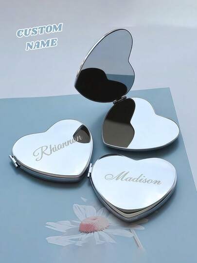 각인된 이름이 있는 맞춤형 스테인리스 스틸 미니 거울, 맞춤형 포켓 거울, 휴대용 메이크업 거울, 여행용 거울, 신부 들러리 거울 - 세련되고 심플하며 독특한 맞춤형 선물, 크리스마스 선물, 발렌타인 데이 선물, DIY 맞춤형 생일 선물, 기념일 선물, 커플 선물, 어머니의 날 선물, 결혼 선물, 신부 들러리 선물, 파티 선물, 새해 선물 및 가장 친한 친구 선물로 적합합니다.