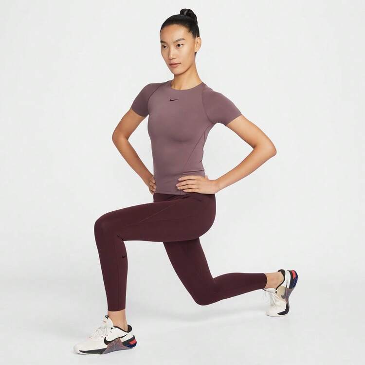 Nike 女士 AS W NK DF UNVRSA SS TOP SNL 短袖针织圆领短袖T恤 TIO1272-502 - 紫色 - 查看 6