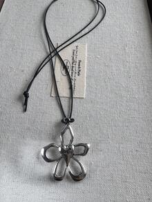 Dây chuyền mặt hoa rỗng phong cách Blogger Hàn Quốc mới 2025, Phụ kiện dây chuyền áo len dài với cảm giác cao cấp - Bạc - Xem 6