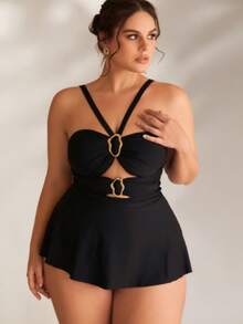 Hepburn-Style Black And Gold Plus-Size Women's Swimsuit Features A Cutout Neckline That Provides Coverage And A Slimming Effect. The Resort-Style Swimsuit Boasts A Classic Black Base With Eye-Catching Metal Buckle Embellishments, Exuding A Simple Yet Luxurious Feel, Effortlessly Creating An Elegant And Retro Hepburn-Inspired Look. - màu đen - Xem 2