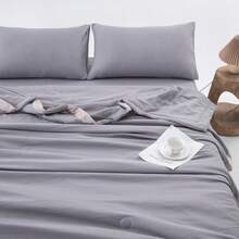 1件装平边夏季被/空调被，采用大豆纤维和聚酯纤维填充，适合家庭卧室、客厅、酒店旅行使用，可机洗。 - 灰色 - 查看 4