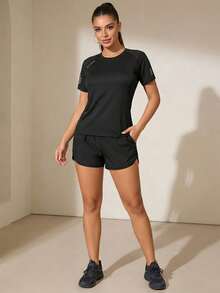 Women's Slim Fit Reflective Running T-Shirt, Quick Dry Raglan Sleeve Athletic Top For Night Jogging - Black - View 3