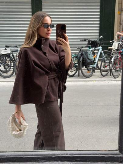 Women's Elegant Solid Color Stand Collar Belted Short Cape Jacket, Solid Color Belt, Front Button Closure, Suitable For Daily Wear Spring