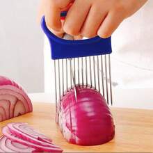 1Pc Stainless Steel Onion Holder For Slicing, Finger Guard & Food Slicing Assistant,  Vegetable Slicer Guide For Onions, Tomatoes, And Potatoes - 彩色 - 查看 1