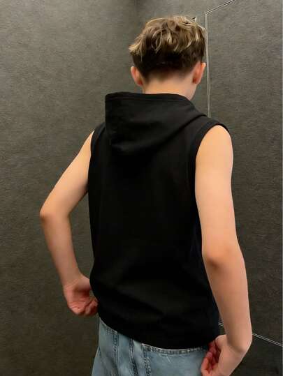 男童无袖连帽T恤，时尚休闲，纯色百搭，时尚上衣，适合旅行、度假、露营，生日礼物佳选，户外活动的理想之选。