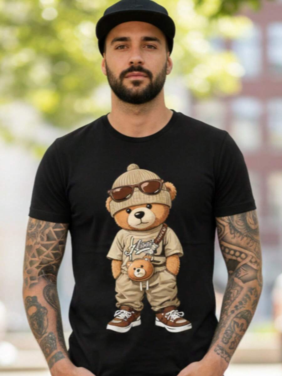 Camiseta Unissex Urso de Touca – Estilo Casual e Fofo - Preto - Visão 1