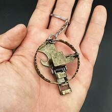 Llavero/accesorio de bolso con trampa de metal en forma de ratón de moda y divertido. Multifuncional, se puede usar como abridor de botellas, dije de bolso o alivio del estrés diario. Adecuado para mochilas/bolsos de hombro. También se puede usar como colgante de llave de coche 2026 o artesanía personalizada con trampa de ratón. Ideal para usar como llavero, colgante de mochila, llavero de coche, decoración de bolso u ornamento. Un gran regalo para el Día del Padre, San Valentín, cumpleaños u otras festividades. - Multicolor - Ver 9