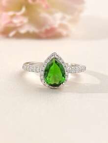 1枚925纯银时尚闪亮立方氧化锆祖母绿方形戒指，百搭日常佩戴戒指，适合女性，亦可作为派对配饰，高品质女士戒指，结婚订婚周年纪念礼物，精致珠宝礼品 - 銀色 - 查看 4