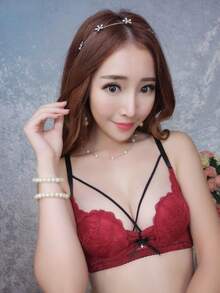 Pure And Sexy Lace Half-Cup Bra For Small Breasts - French Girl Thin Small Breasts Push-Up Shaping Bra Set / Hollowed-Out Seductive Push-Up Bra Set For Large Breasts, Bra Top And Shorts - Red - View 7