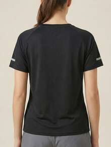 Women's Quick Dry Raglan Sleeve Active T-Shirt With Reflective Detail, Casual Letter Print Everyday & Workout Tee - Black - View 4