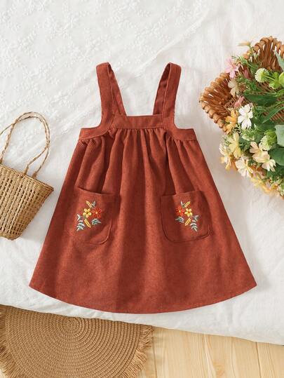 1件女童休闲简约时尚棕色编织吊带方领刺绣叶子装饰口袋连衣裙，春夏日常穿着