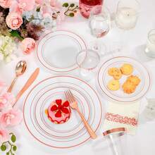 Bộ đĩa tráng miệng 7,5 inch / đĩa ăn chính 10,25 inch, đế trắng viền vàng hồng, phù hợp cho nhiều dịp từ những buổi họp mặt thân mật đến những bữa tiệc lớn. Cho dù bạn tổ chức bữa tối trang trọng hay bữa tiệc ngày lễ thân mật, bộ đĩa này đều có thể nâng tầm trải nghiệm ăn uống và tạo thêm không khí lễ hội cho bàn ăn của bạn. - Nhiều màu - Xem 3