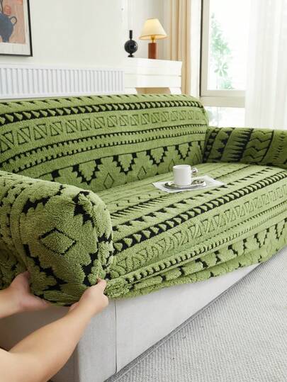 1pc Cationic Soft Plush Fabric Pet Proof Sofa Cover, Embossed Plush Jacquard Bohemian Multicolor, Thick Jacquard Plush Sofa Cover Suitable For 1/2/3/4 Seat Sofa, Autumn/Winter